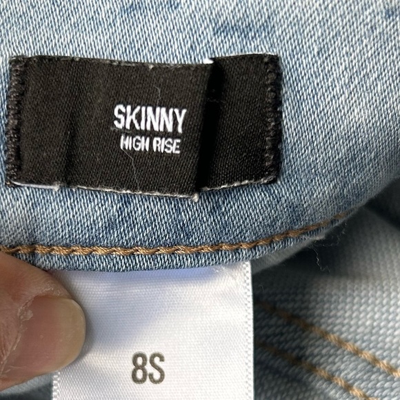 Express Skinny High Rise Jeans Light Wash Excellent Size 8 S - Picture 6 of 10